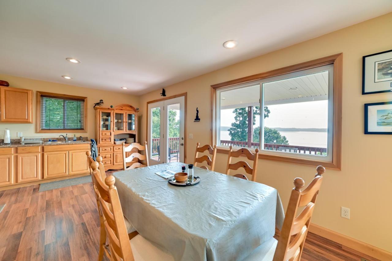Kentucky Lake Getaway With Lookout Deck, Water View! New Concord Ngoại thất bức ảnh