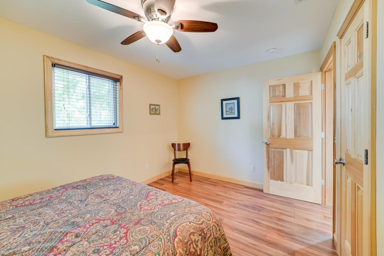 Kentucky Lake Getaway With Lookout Deck, Water View! New Concord Ngoại thất bức ảnh